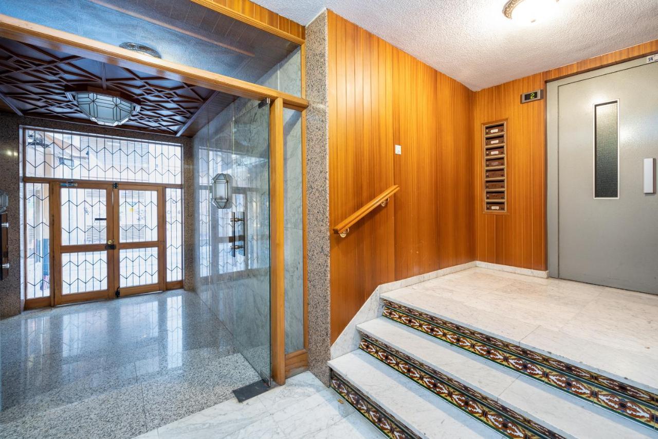 شقة San Jeronimo Catedral 2Br غرناطة المظهر الخارجي الصورة